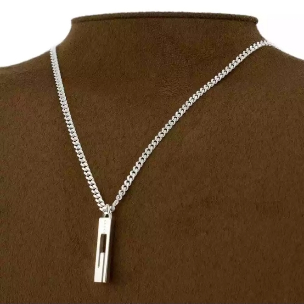 Authentic Gucci Silver Pendant Necklace - Picture 2 of 8